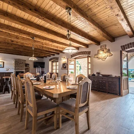 펜션 My Dalmatia - Authentic Dumina With Private Heated Pool And Sauna