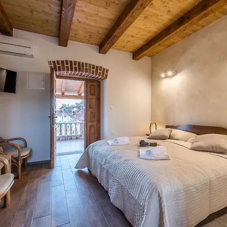 My Dalmatia - Authentic Dumina With Private Heated Pool And Sauna 펜션 *