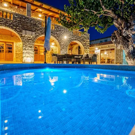 펜션 My Dalmatia - Authentic Dumina With Private Heated Pool And Sauna