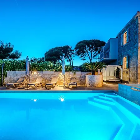 My Dalmatia - Authentic Dumina With Private Heated Pool And Sauna