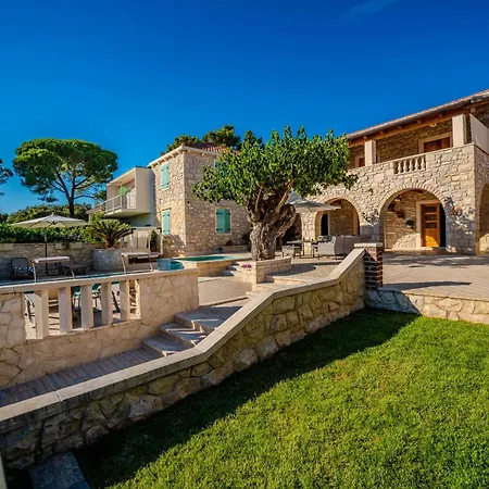 펜션 My Dalmatia - Authentic Dumina With Private Heated Pool And Sauna Sukošan