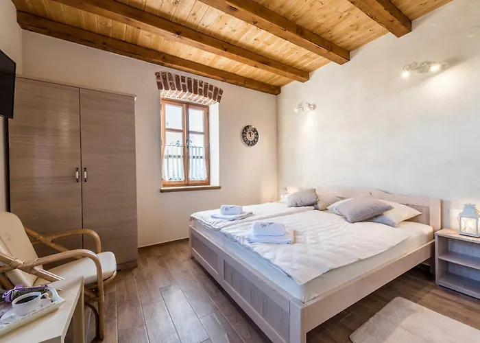 My Dalmatia - Authentic Dumina With Private Heated Pool And Sauna 度假居