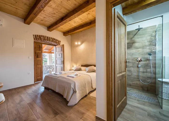 My Dalmatia - Authentic Dumina With Private Heated Pool And Sauna * Sukošan