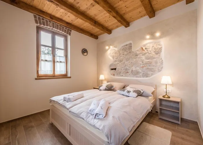 My Dalmatia - Authentic Dumina With Private Heated Pool And Sauna * Sukošan