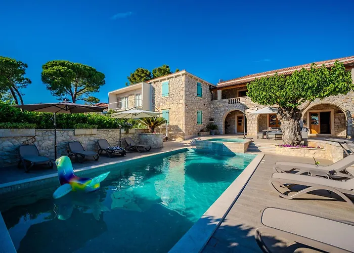 My Dalmatia - Authentic Dumina With Private Heated Pool And Sauna 度假居 Sukošan