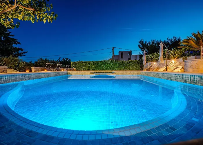 My Dalmatia - Authentic Dumina With Private Heated Pool And Sauna *