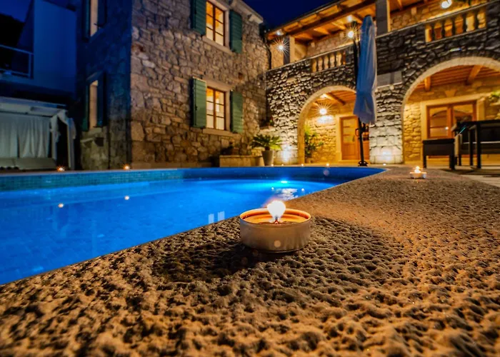 My Dalmatia - Authentic Dumina With Private Heated Pool And Sauna * Sukošan