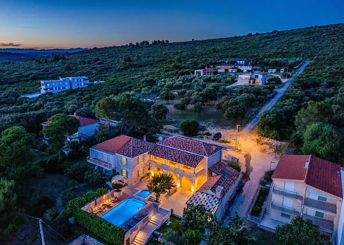 度假居 My Dalmatia - Authentic Dumina With Private Heated Pool And Sauna Sukošan
