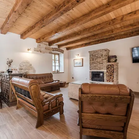 My Dalmatia - Authentic Dumina With Private Heated Pool And Sauna Ferienhaus