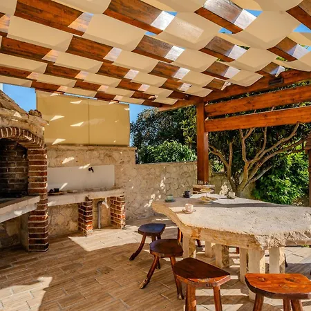 Сasa de vacaciones My Dalmatia - Authentic Dumina With Private Heated Pool And Sauna