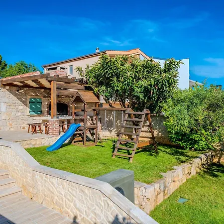 My Dalmatia - Authentic Dumina With Private Heated Pool And Sauna Сasa de vacaciones *