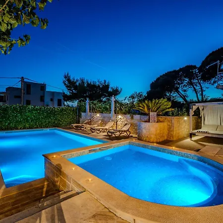 Σπίτι διακοπών My Dalmatia - Authentic Dumina With Private Heated Pool And Sauna