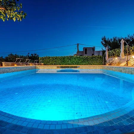 My Dalmatia - Authentic Dumina With Private Heated Pool And Sauna *