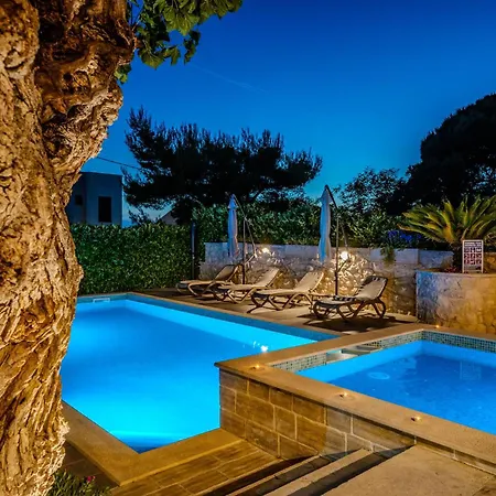 Сasa de vacaciones My Dalmatia - Authentic Dumina With Private Heated Pool And Sauna