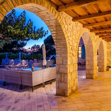 My Dalmatia - Authentic Dumina With Private Heated Pool And Sauna Casa vacanze Sukošan