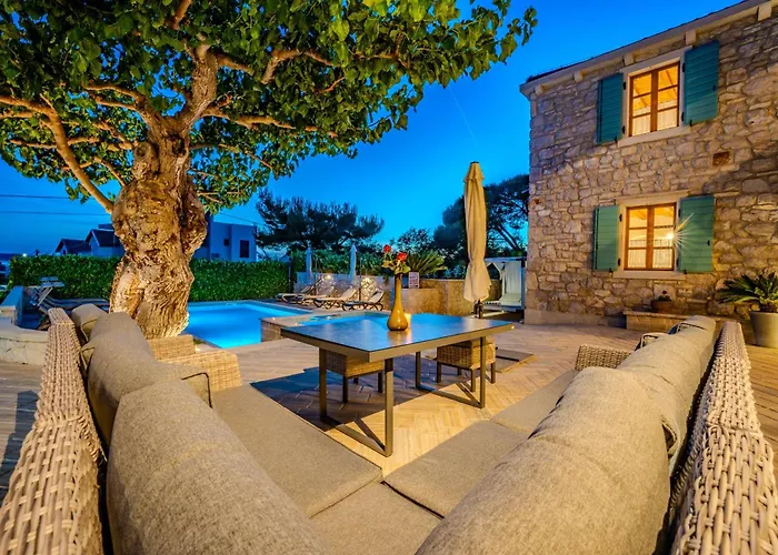 My Dalmatia - Authentic Dumina With Private Heated Pool And Sauna Feriehus Sukošan