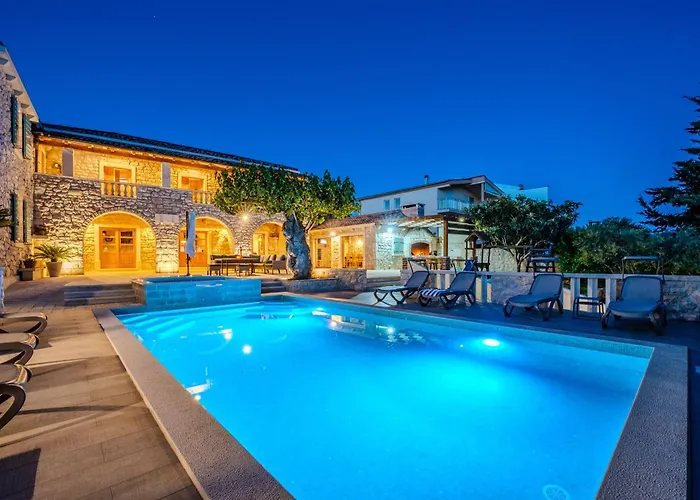 My Dalmatia - Authentic Dumina With Private Heated Pool And Sauna