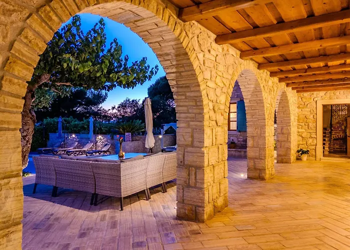 My Dalmatia - Authentic Dumina With Private Heated Pool And Sauna Feriehus Sukošan